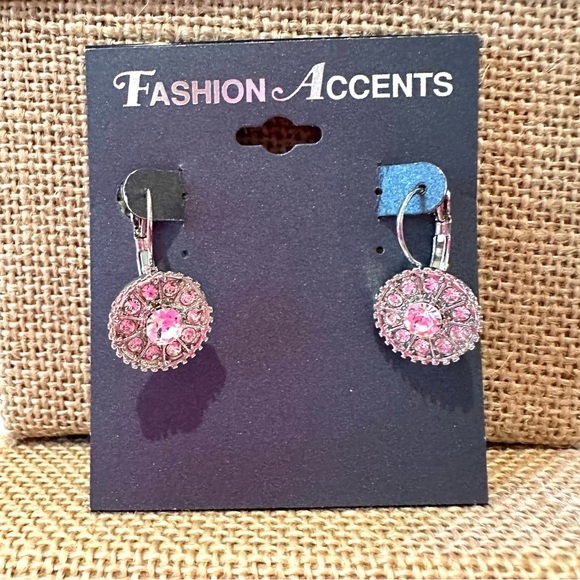 NWT Fashion Accents Earrings silver tone / clear crystal rhinestones - Picture 1 of 12